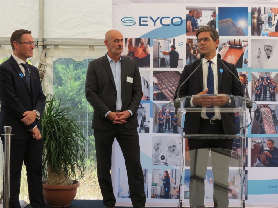 Eric Eymard (Eyco), Pascal Chauvin (maire de Trets) et Nicolas Dufourcq (Bpifrance) ont souligné l’énorme effort commun que réclame l’implantation d’une usine en France (Photo JC Barla).