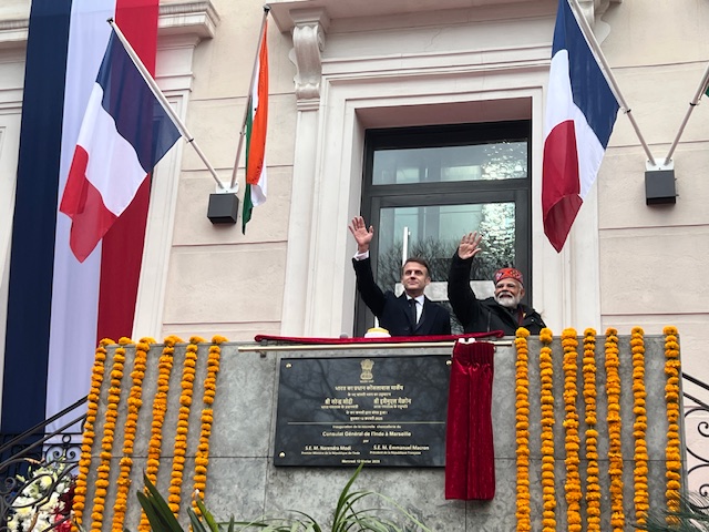 Narendra Modi et Emmanuel Macron ont inauguré le Consulat général d’Inde à Marseille ce 12 février. ©NBC